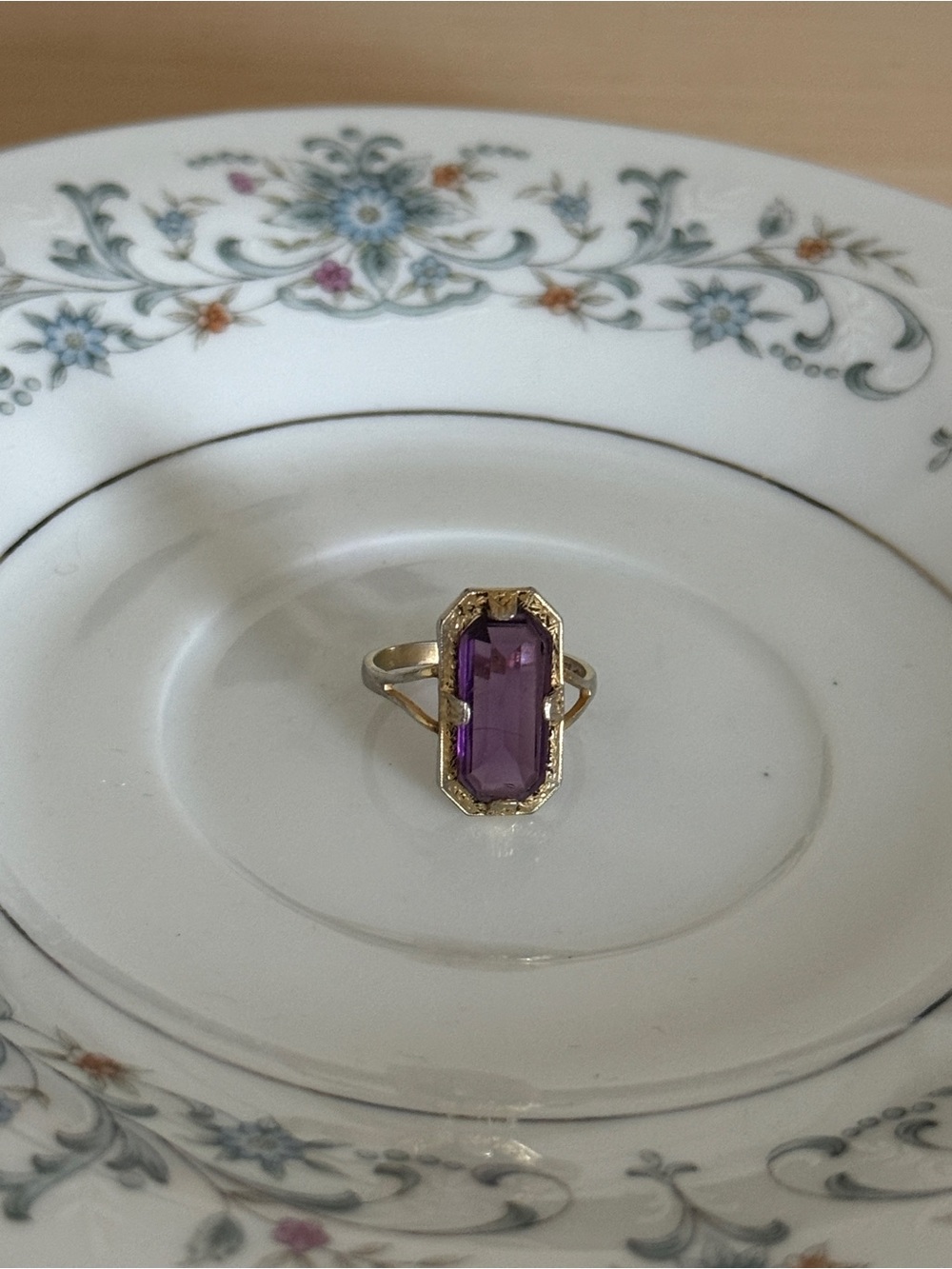 Vintage 18KT HGE Gold Plated Cocktail Ring, Emerald Cut Purple Glass size 6